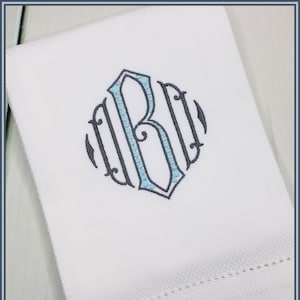 Monogrammed Hand Towel / Kitchen Towel / Wedding Gift