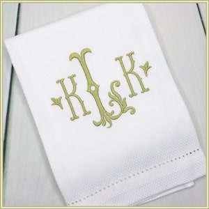 Monogrammed Hand Towel / Kitchen Towel / Wedding Gift