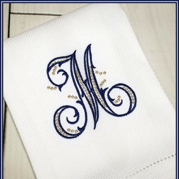 Monogrammed Hand Towel / Kitchen Towel / Wedding Gift