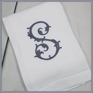 Monogrammed Hand Towel / Kitchen Towel / Wedding Gift