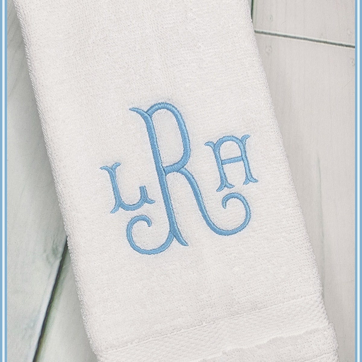 Monogrammed Hand Towel / Wedding Gift / Housewarming Gift - Etsy