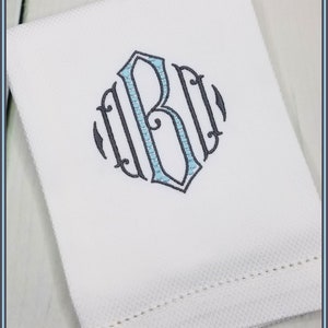 Monogrammed Hand Towel / Kitchen Towel / Wedding Gift