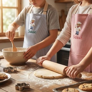 Personalized Kids Bear Apron, Chef Bear Cooking Apron for toddlers and youth, Custom Embroidered Kitchen Apron, Cute Chef Bear Birthday Gift image 2