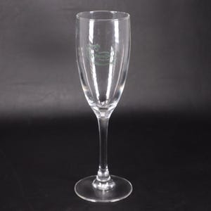 Perrier Jouet Flûte à champagne logo vert 7 1/2" H vintage