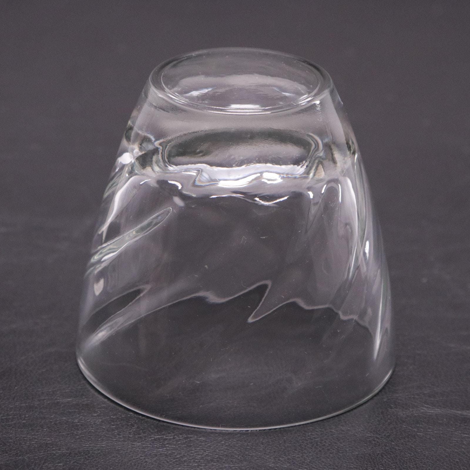 100 plastic wine glasses Bev Tek 2 oz Round Clear Plastic Mini Martini Glass - 2 1/2" x 2 1/2" x 3  3/4"