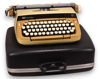 Smith Corona 1974 Galaxie Twelve XII 2 Tone Tan/Yellow Manual Typewriter