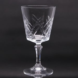 Cristal D&#39;Arques-Durand CRA8 Wasserkelch Schnitt geblasenes Kristallglas Vintage