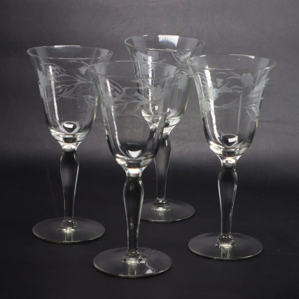 Daisy Etched Wine Glass 4pc Set 7 1/2" Flowers and Leaf Design 1950's