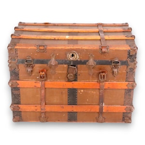 Flat Top Antique Steamer Trunk Brown Canvas Pirate Chest Coffee Table 1890&#39;s