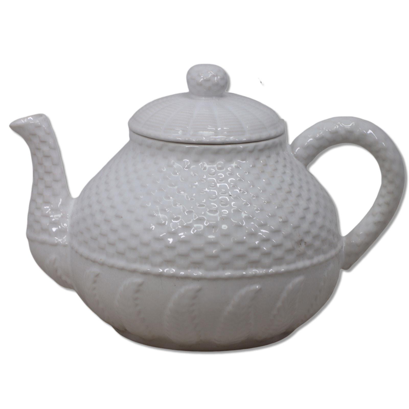 Bordallo Pinhiero Basketweave White Tea Pot & Leaves 4