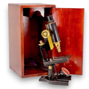 Spencer Lens Co. Antique Brass Microscope Ser 29039 w/ Case & Key Buffalo NY
