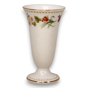 Wedgwood Mirabelle Bone China Vase England 4&quot; Vintage R4537 1980&#39;s