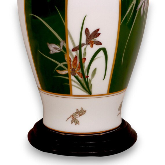 Okura Franklin Mint Japanese Vase of the Noble Orchid Wood Base