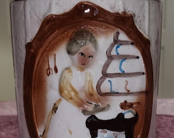 Pionee Woman Vintage Floal Pape Towel Stand Holde Wood