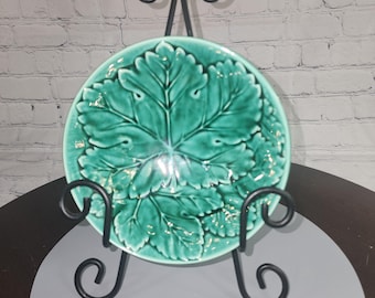 Authentic 1950 Wedgwood Green Majolica Leaf Plates, Green Vine