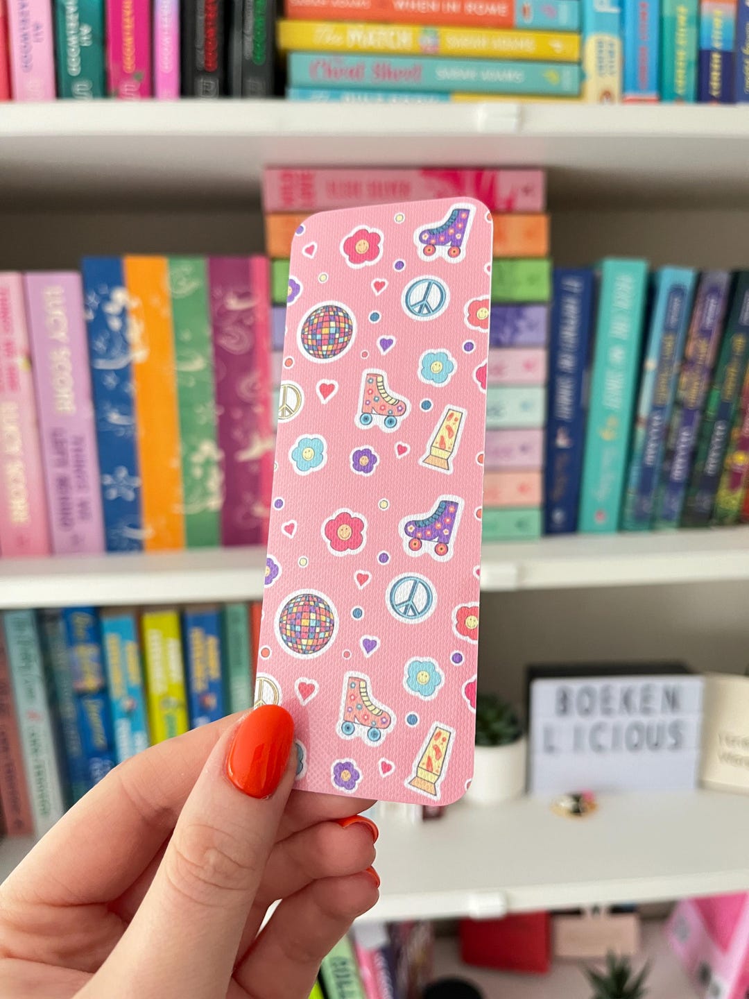 Retro Bookmark | Vintage Aesthetic Bookmark | Colorful Retro Bookmark ...