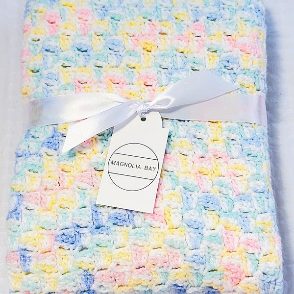 Handmade Blanket, Baby Shower Gift, Crochet Baby Blanket, Handmade Newborn Photo Prop, Security Blanket, Free Shipping, Gender Neutral