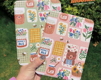 Custom Name Cute Bear Kindle Paperwhite 13th 2026 Case Kindle Colorsoft Paperwhite 12th Pastel Magnetic Clear Back Oasis Kobo Libra 7" 6"