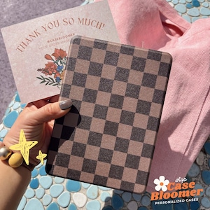 Chocolate Checkerboard Custom Name iPad case iPad Pro 13 12.9 11 Air6/7 M3 A16 10th Mini7 Auto Wake/Sleep iPad Case with Pencil Holder