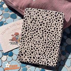 Animal Print Kindle Paperwhite Hülle mit Auto Sleep/Wake, Custom Name Kindle 7" 2024 case paperwhite 6.8 Colorsoft Oasis Kobo Cover