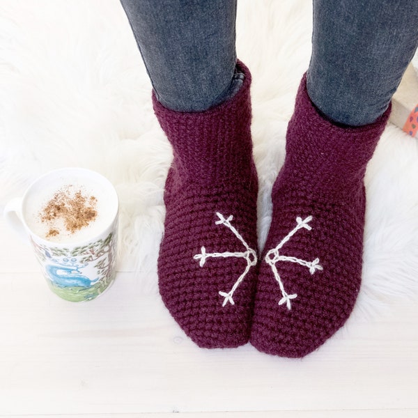 Chaussettes pantoufles avec design flocon de neige, prune, marine, gris, rouge vif, crochet épais confortable