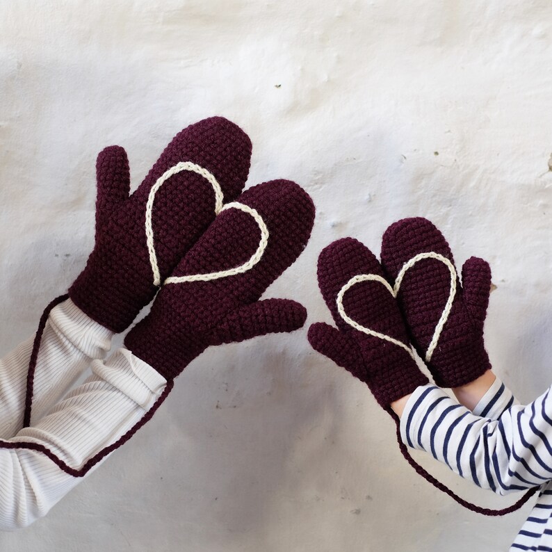 Mittens With Heart For Adult, Baby And Child image 8