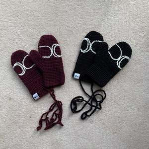 Hecate Triple Moon Goddess Mittens On A String, Handmade Winter Mittens. image 3