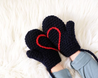 Child's Mittens With Love Heart