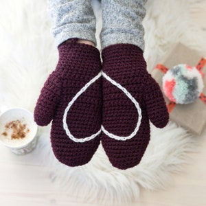 Mittens With Heart For Adult, Baby And Child image 9