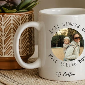 Personalized Photo Coffee Mug: Sentimental Gift for Mom
