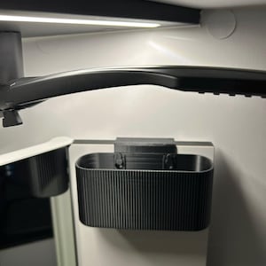 Halter für das Schwenkbad im Adria Twin – optional mit Aufbewahrungsbox