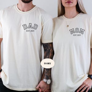 Custom Pocket Family Mom and Dad Comfort Colors® T-shirt, Personalized Mama Dad Shirt, Pregnancy Announcement, Matching Parents Outfit Gifts