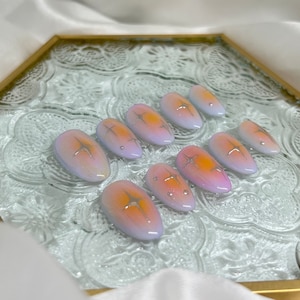 Zilveren sterren druk op de nagels l Roze kleurverloop nagels aura get nagels l Glanzende druk op de nagels l coquette ombré nagels l alledaagse esthetische nagels