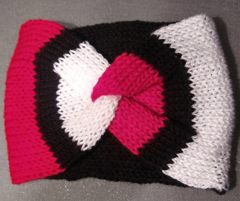 Handmade Knit Earwarmer: Perfectly Crafted for Comfort and Fashion, a Must-Have for Winter image 1