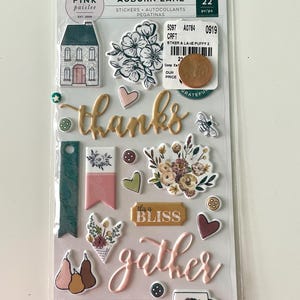 American Crafts Pink Paislee - 22 sztuki naklejek Puffy Printed Auburn Lane Home Flowers