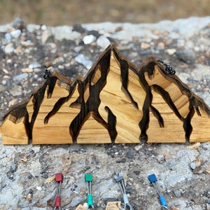 Large Mountain Wood Key Holder  with 4 Climbing Nut Keychains