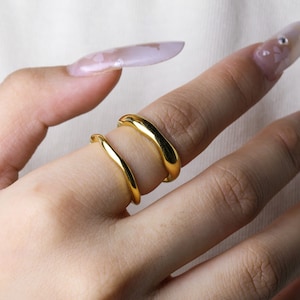 Non-tarnish Gold Ring Set - 18k Gold Filled Wave Rings Set of 2 - Irregular Shape Stacking Rings - Stainless Steel Gold Filled Band Set