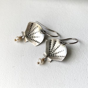 Silver Scallop Seashell Earrings - pearl drop - beachy earrings - hypoallergenic titanium earrings - handmade