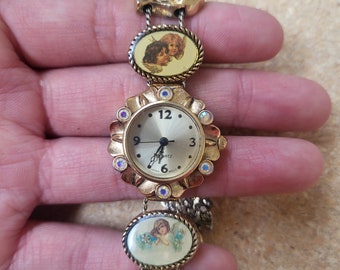 Vintage oro encanto victoriano reloj de pulsera pulsera de renacimiento Rhinestone 7.5" joyería querubines Japón