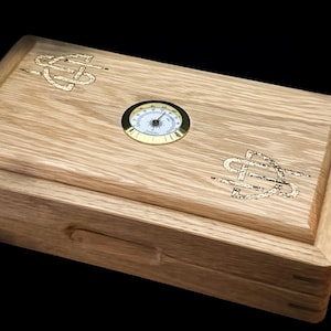 custom handmade travel humidor solid wood with Spanish cedar liner