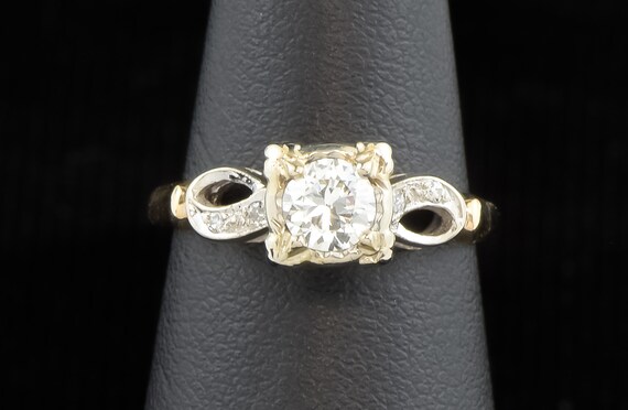 Super Fiery Vintage Engagement Ring, Beautiful Old
