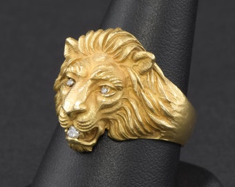 Magnificent Gold Lion Ring by Baumstein Feder with Diamonds, Circa 1950's