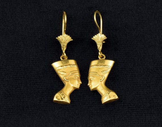 Vintage 18K Gold Nefertiti Egyptian Queen Dangle … - image 5