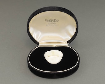 Luxurious Vintage Velvet Ring Box - Large Dramatic Black & White Presentation or Display Box with Optional Easel Back