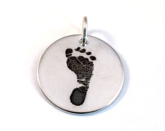 Baby Foot Print avec octobre Pierre Porte-Bonheur Zircone cubique Argent Sterling .925 Charm Empreinte Baby Foot Print avec octobre Pierre Porte-Bonheur Zircone cubique Argent Sterling .925 Charm Empreinte