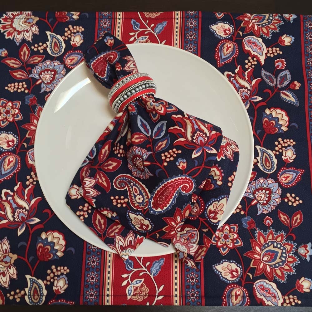 Patriotic Placemats and Napkins, Red, White and Blue Floral Placemats