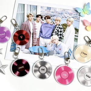 BTS Arirang Album Vinyl Record CD Keychain, K-pop Personalized Fan Merch, Keychain DIY accessories, Gift forARMY image 5