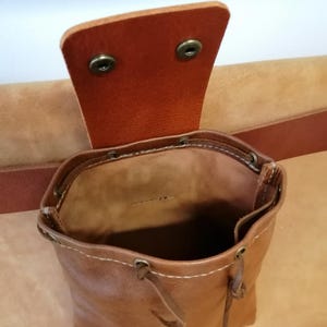 Faltbare Gürteltasche aus Leder - Handgemachte kompakte Allzwecktasche für LARP, Wandern, Festivals