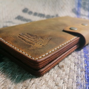 Cartera larga de cuero cosida a mano - Piel desgastada con 7 ranuras para tarjetas y monedero con cremallera