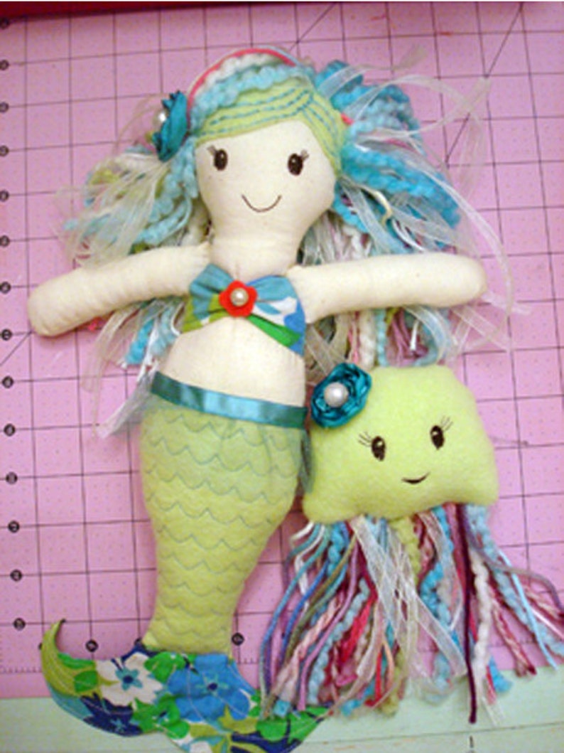 Tutorial de muñeca sirena, patrón de costura imagen 1